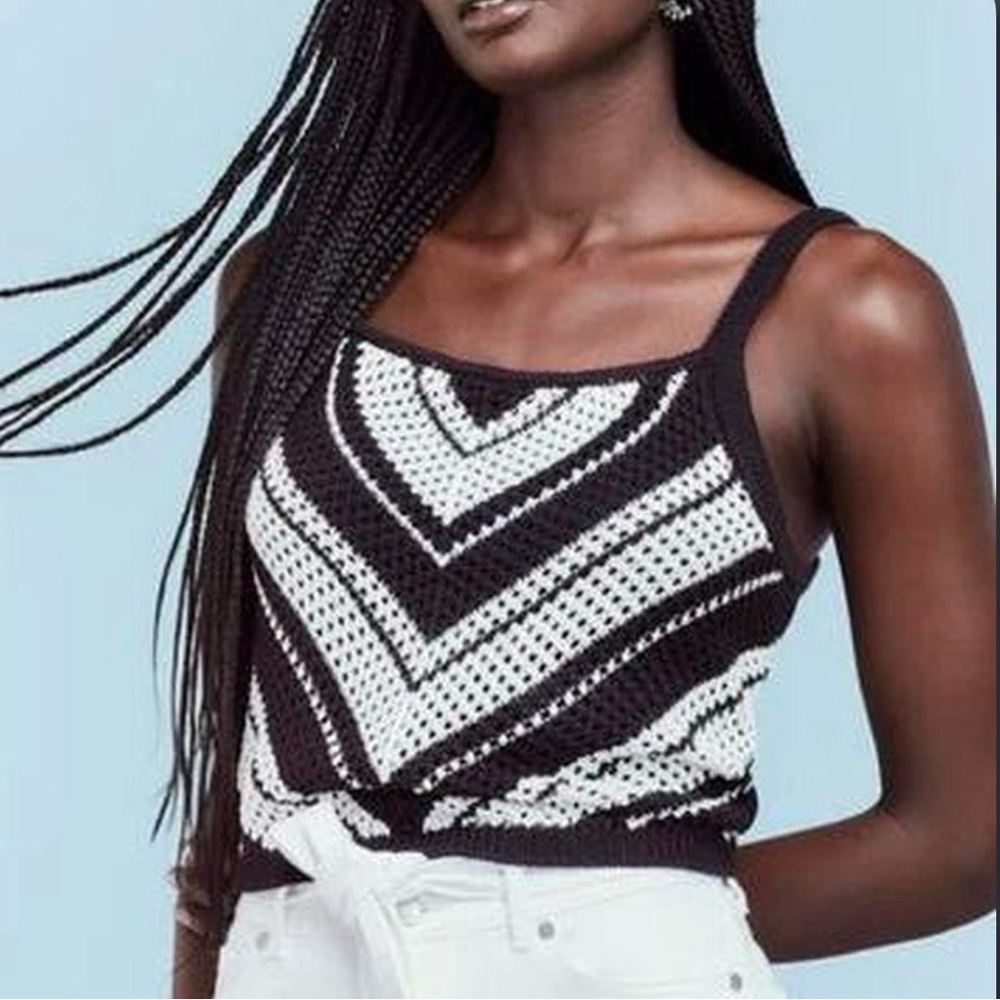 Black & White Lined Crochet Women’s Tank Top -by Sofia Vegara. NWOTS!